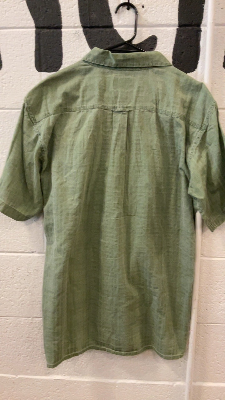 Cabela's Short Sleeve (Button Up) M Green