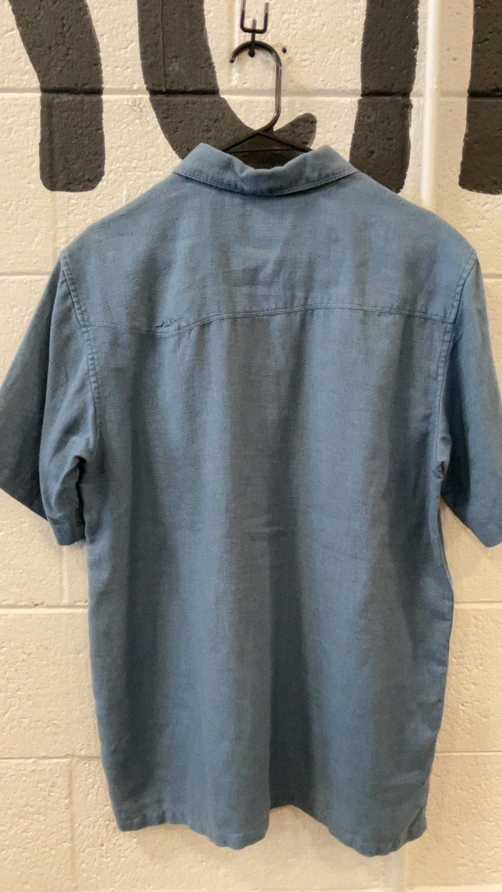 Columbia Short Sleeve (Button Up) M Blue