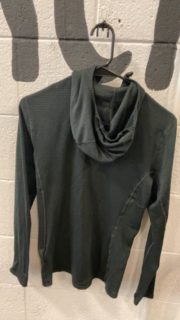 Patagonia Base Layer (Top) M Black Capilene Hooded