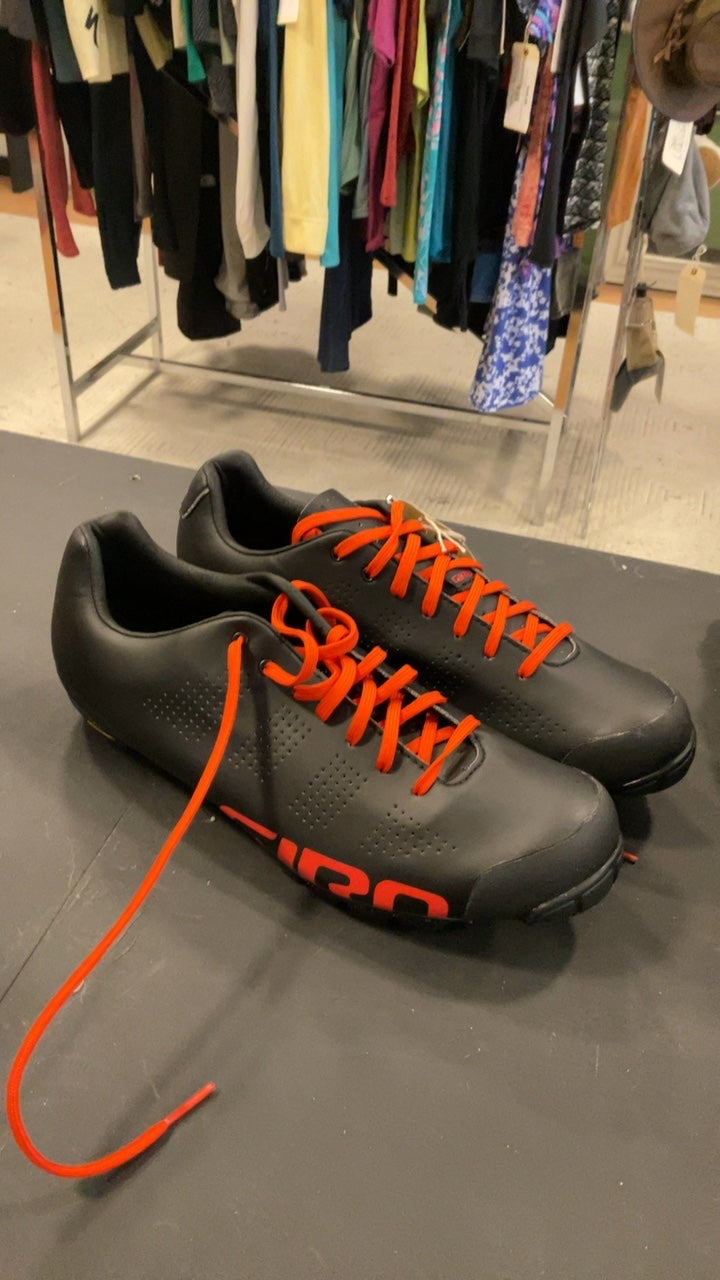 Giro Shoes (Cycling) 10.5/44.5 Black/ Red Laces Empire VR90