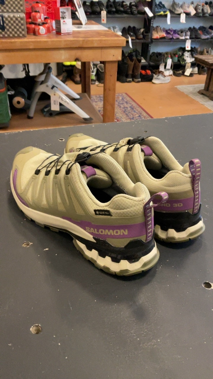 Solomon Shoes 9.5 Womens Green/Purple Goretex