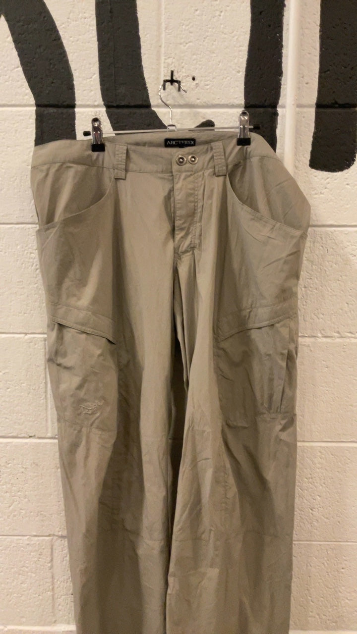 Arcteryx Hiking Pants 38x32 Grey