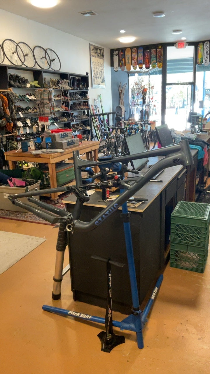 2022 Specialized Status 160 Bike Frame S5 Grey/Blue