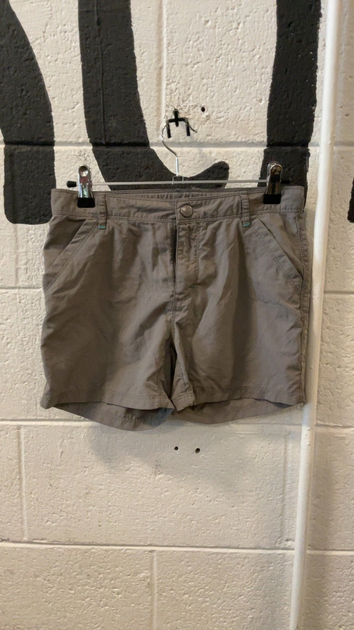 The North Face Shorts Youth M Grey