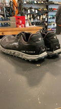 Altra W's Superior 4 Shoes (Running) W's 9 Black