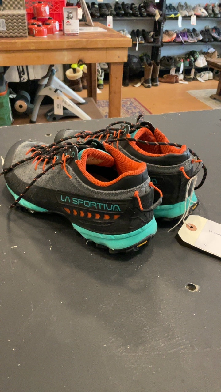 La Sportiva W's TX4 Shoes (Hiking/Approach) W's 40.5/9 Grey/Orange/Teal