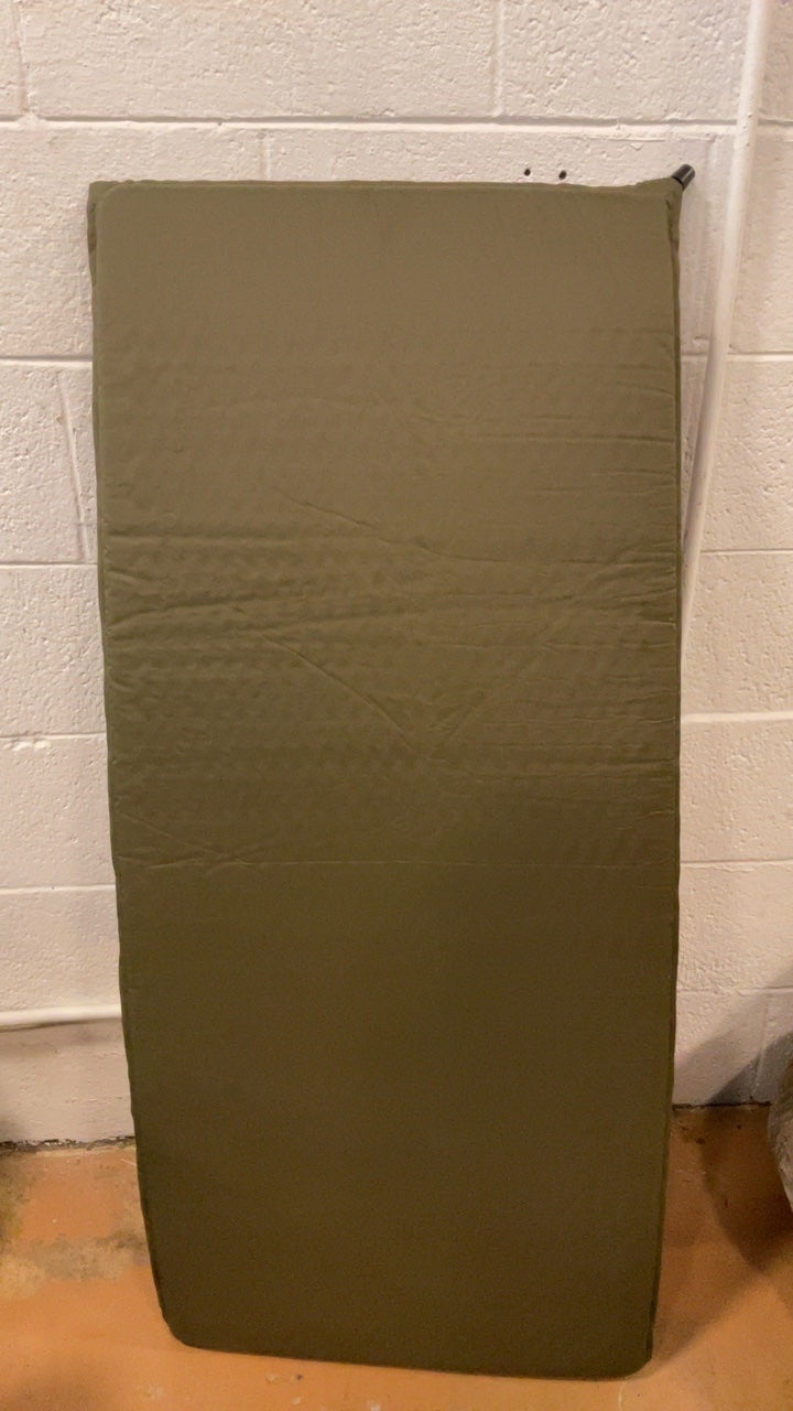 Therm-A-Rest Sleeping Pad 47" Red/Green 3/4 Length