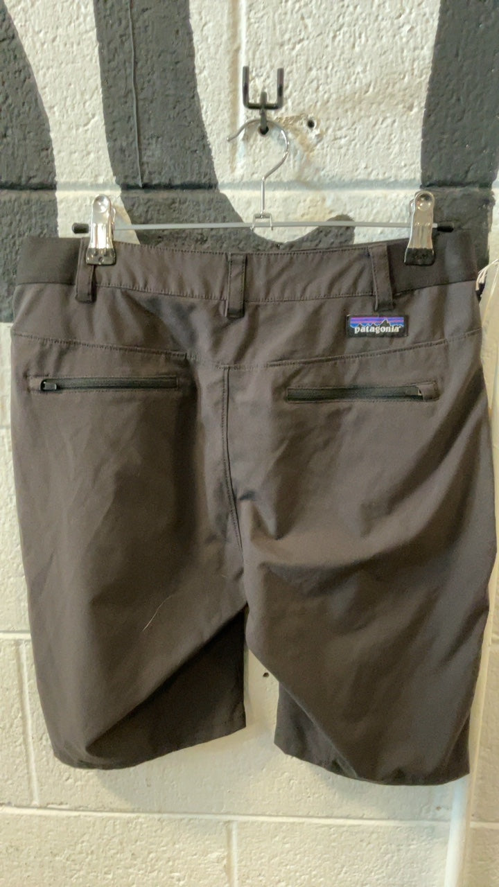 Patagonia Terravia Trail Shorts 10" Shorts 28