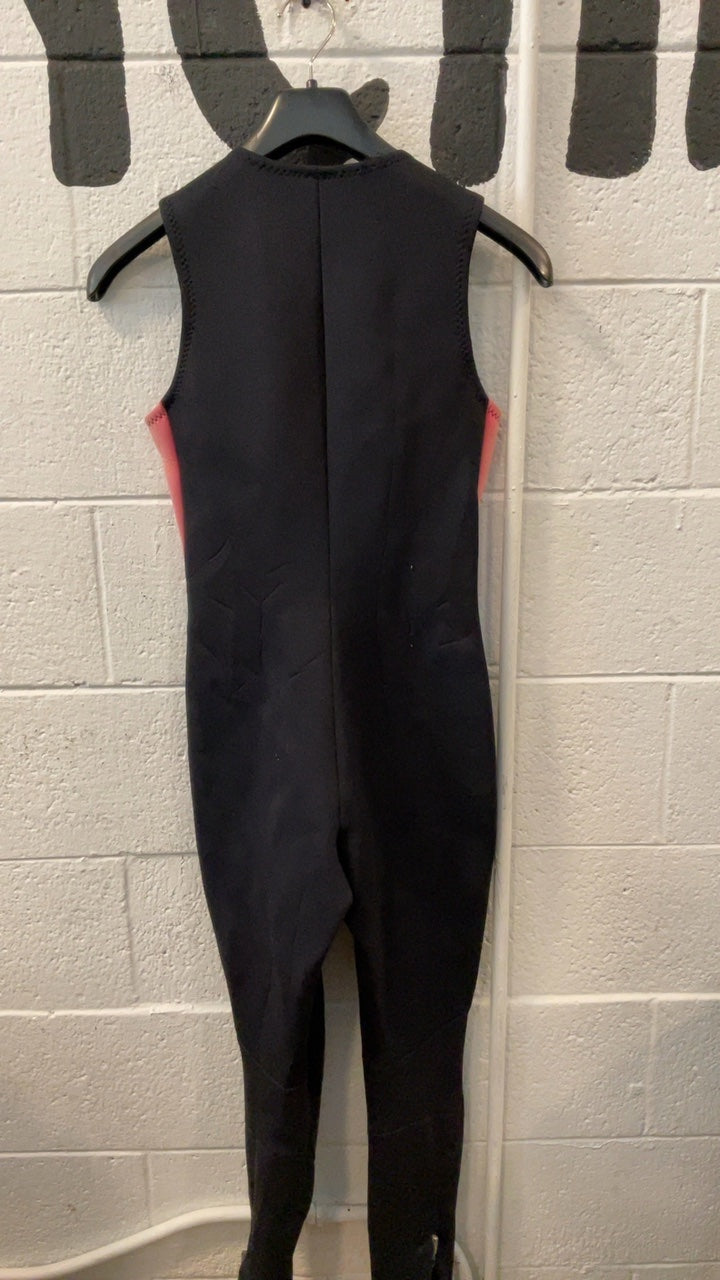 O'Neill Wetsuit 10 Pink/Black Reactor Sleeveless