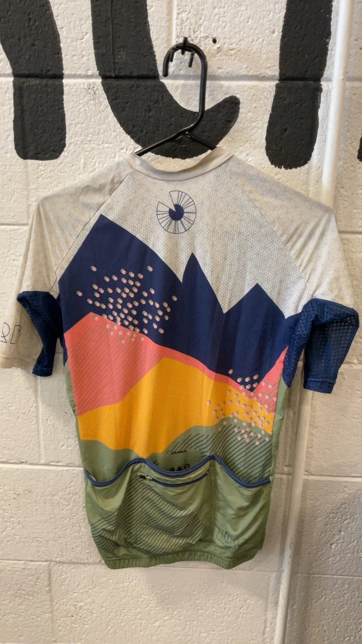 Iris Athletic T-Shirt (Cycling) M Multi-color