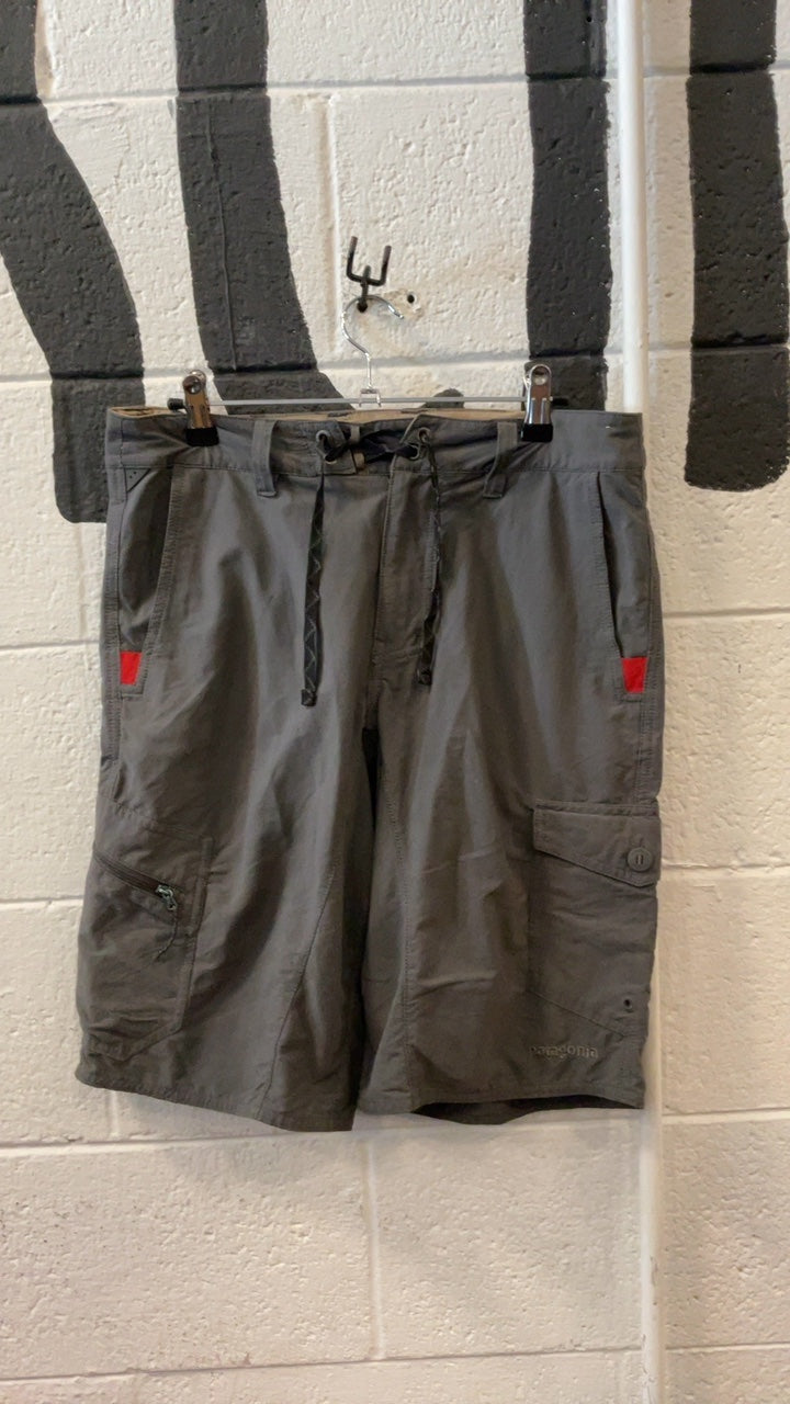 Patagonia Shorts 31 Grey MOC Hybrid