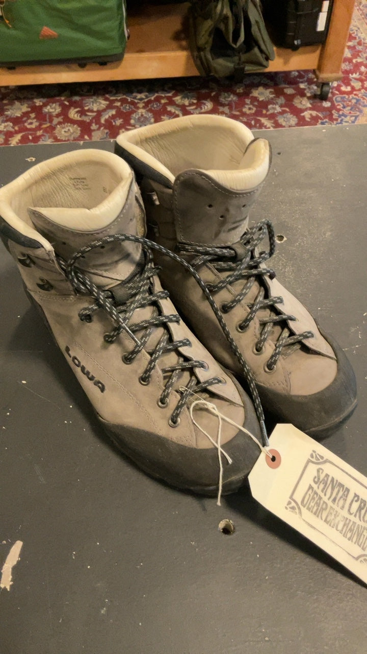 Lowa Shoes (Hiking Boots) W 8 1/2 Grey/Black leather