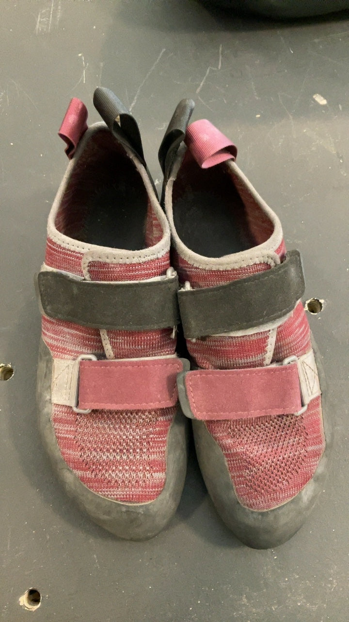 Black Diamond Shoes (Climbing) W 7.5/39 Maroon/Grey Momentum