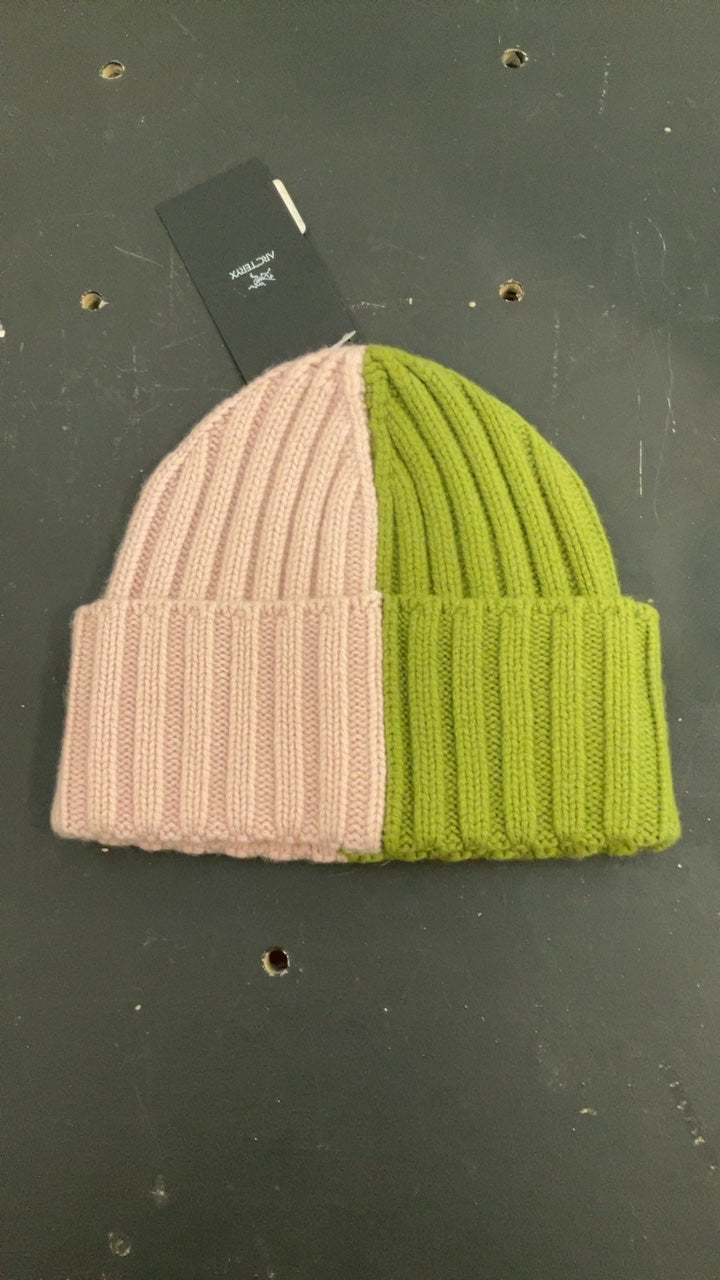 Arcteryx Chunky Ribbed Toque Hat (Beanie) Green/Pink