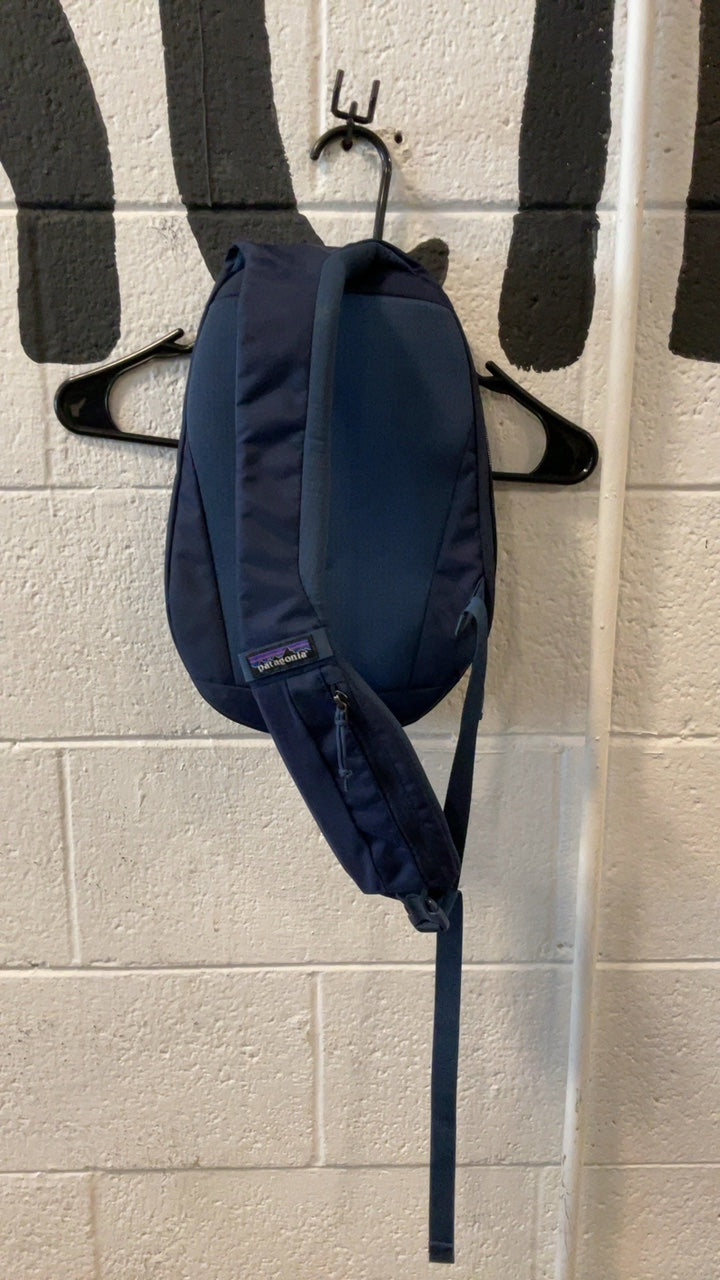 Patagonia Bag 8L Blue Atom Sling Bag