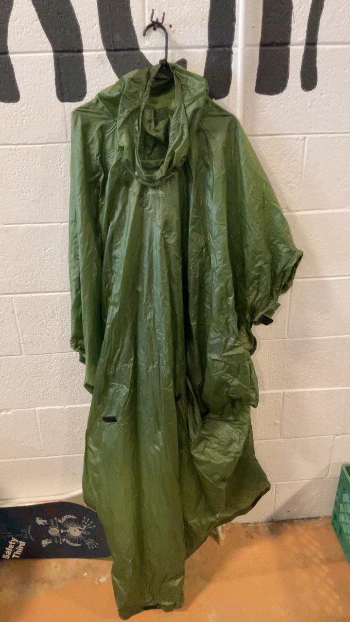Golite Rain Jacket (Poncho) Green Poncho Tarp