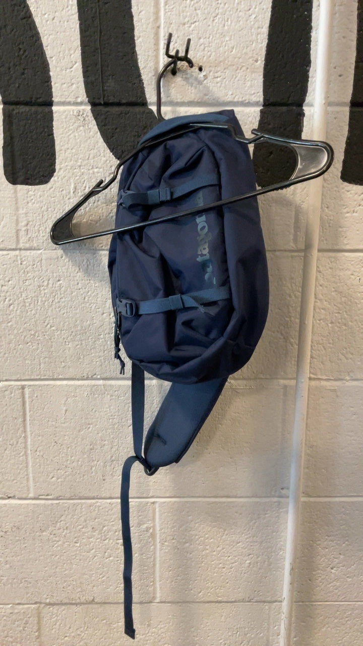 Patagonia Bag 8L Blue Atom Sling Bag