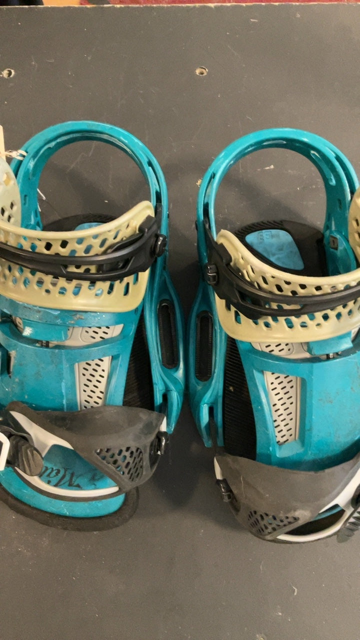 Burton Bindings (Snowboard) M Blue Malavita