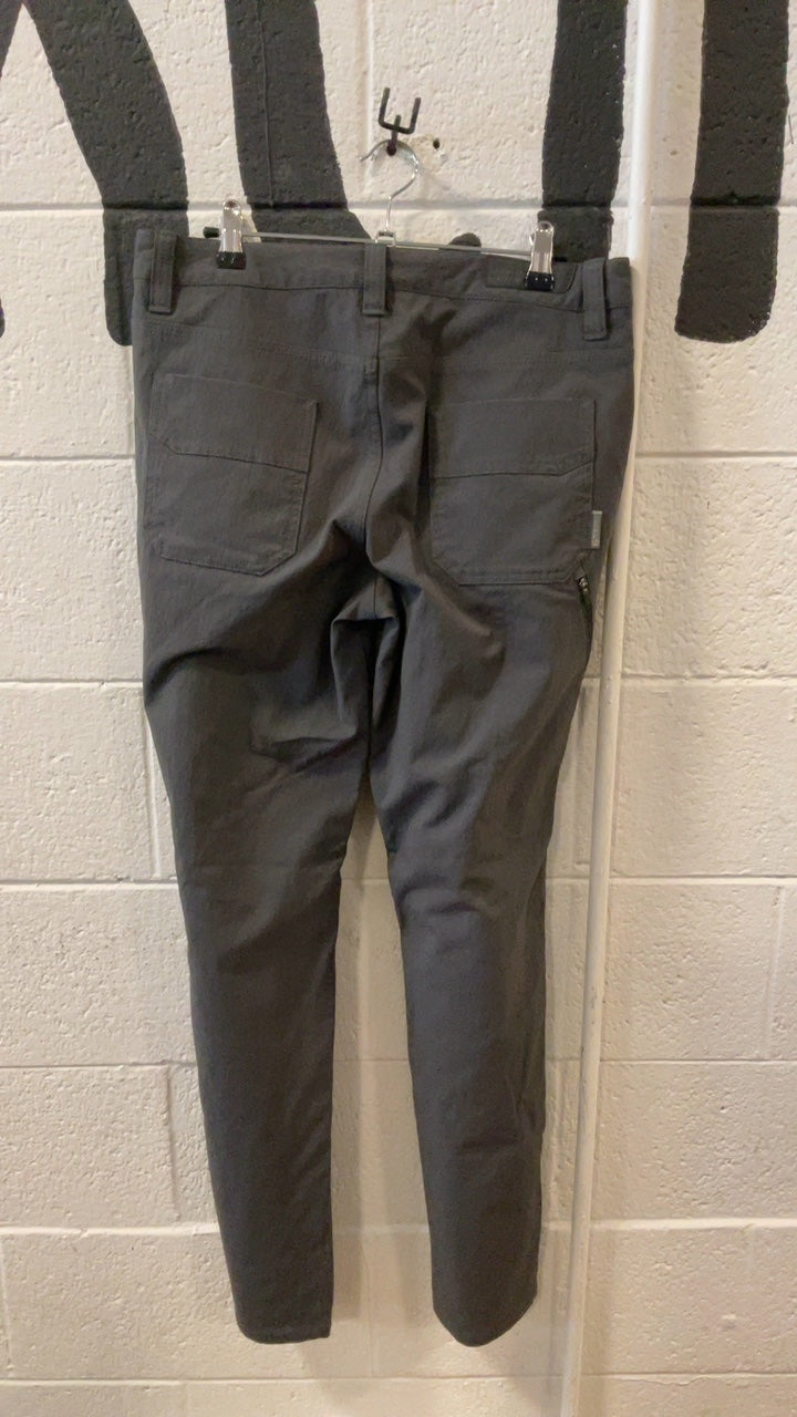 Mountian Hardwear Piero Utility Pants 30x40 Grey