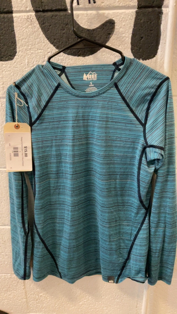 Patagonia Base Layer (Top) S BLue Striped