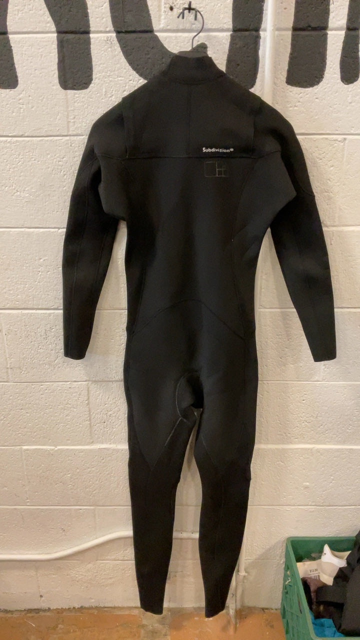 Buell Wetsuit M Subdivision 2mm