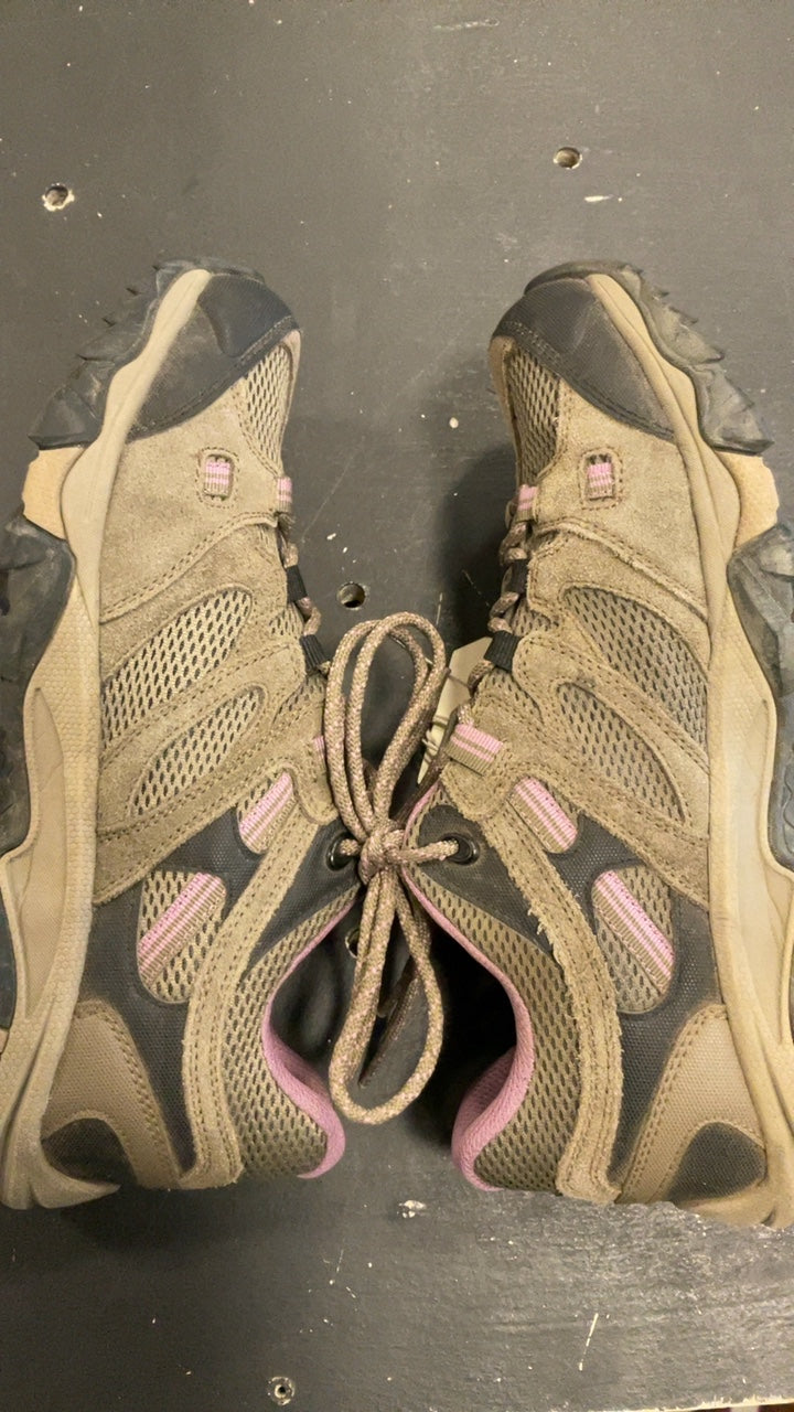 Hi-Tec Shoes (Hiking Boots) 9.5M Brown/Pink