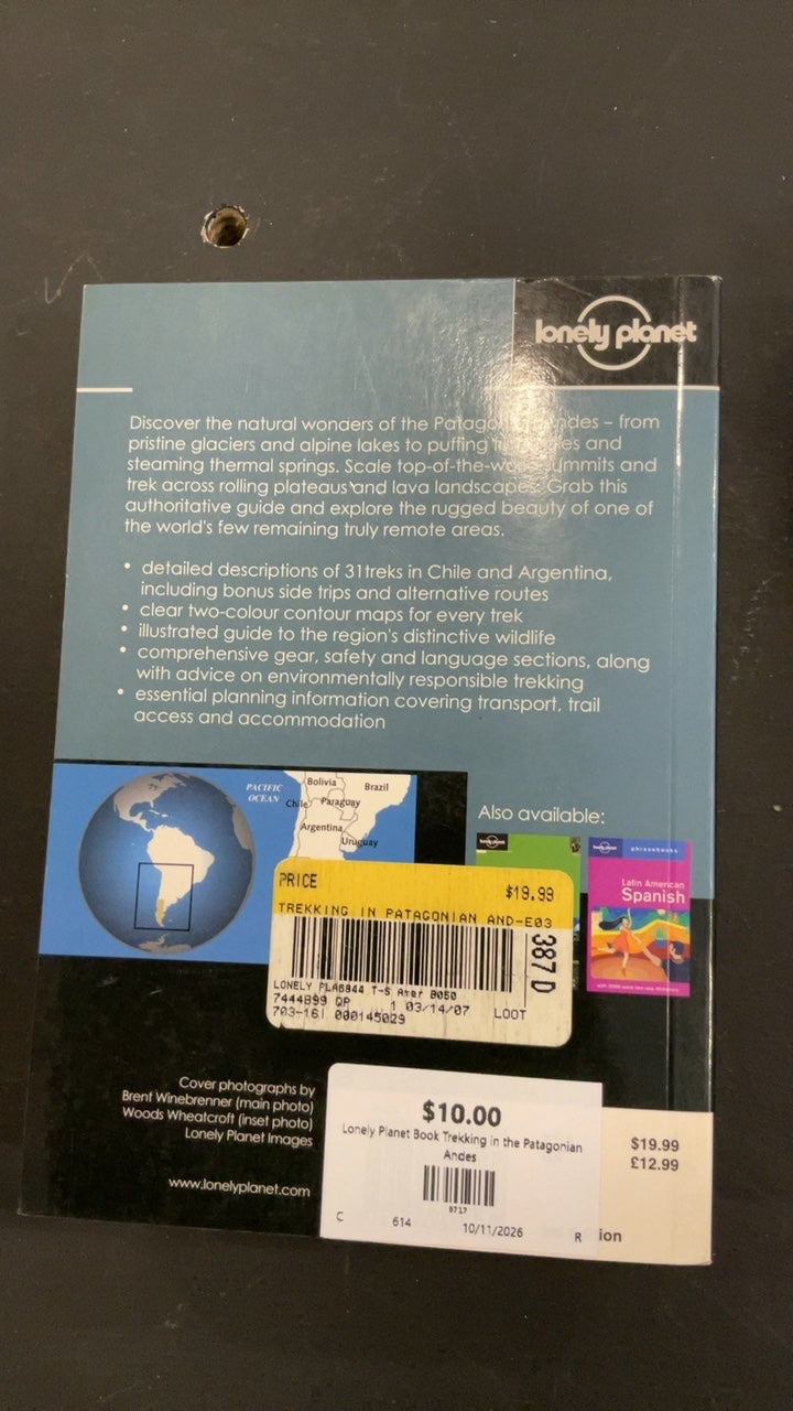 Lonely Planet Book Trekking in the Patagonian Andes