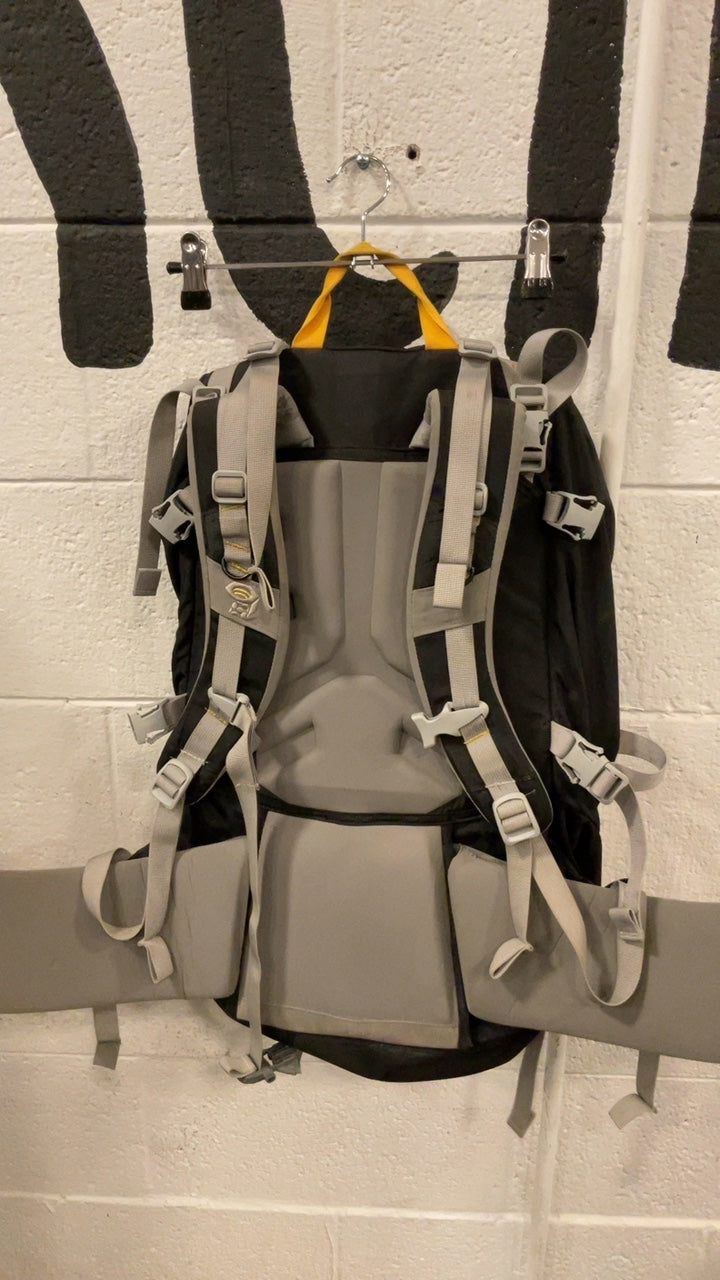 Mountain Hardwear Backpack 46L Direttissima Black/Yellow
