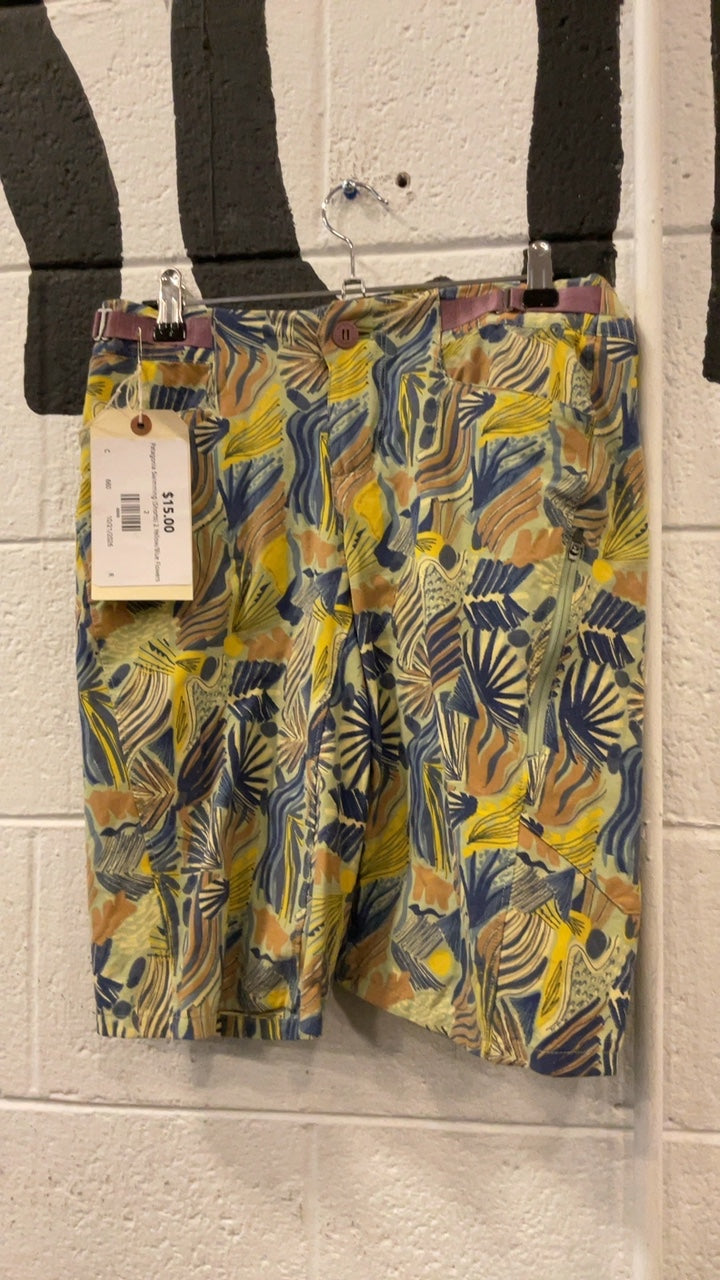 Patagonia Swimming (Shorts) 2 Yellow/Blue Flowers