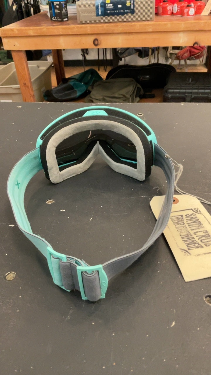 Giro Goggles (Snow) Blue/Grey (With New Interchangeable Lens)
