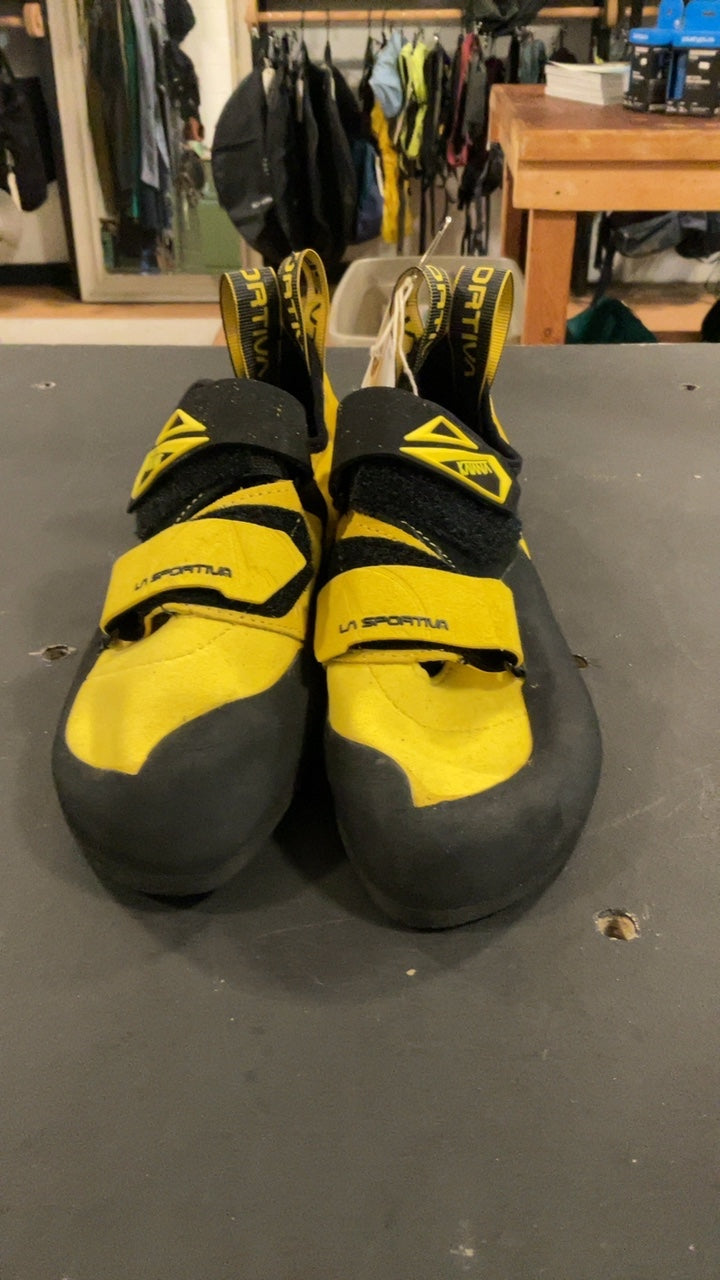 La Sportiva Shoes (Climbing) 39.5 Yellow/Black Katana Velcro