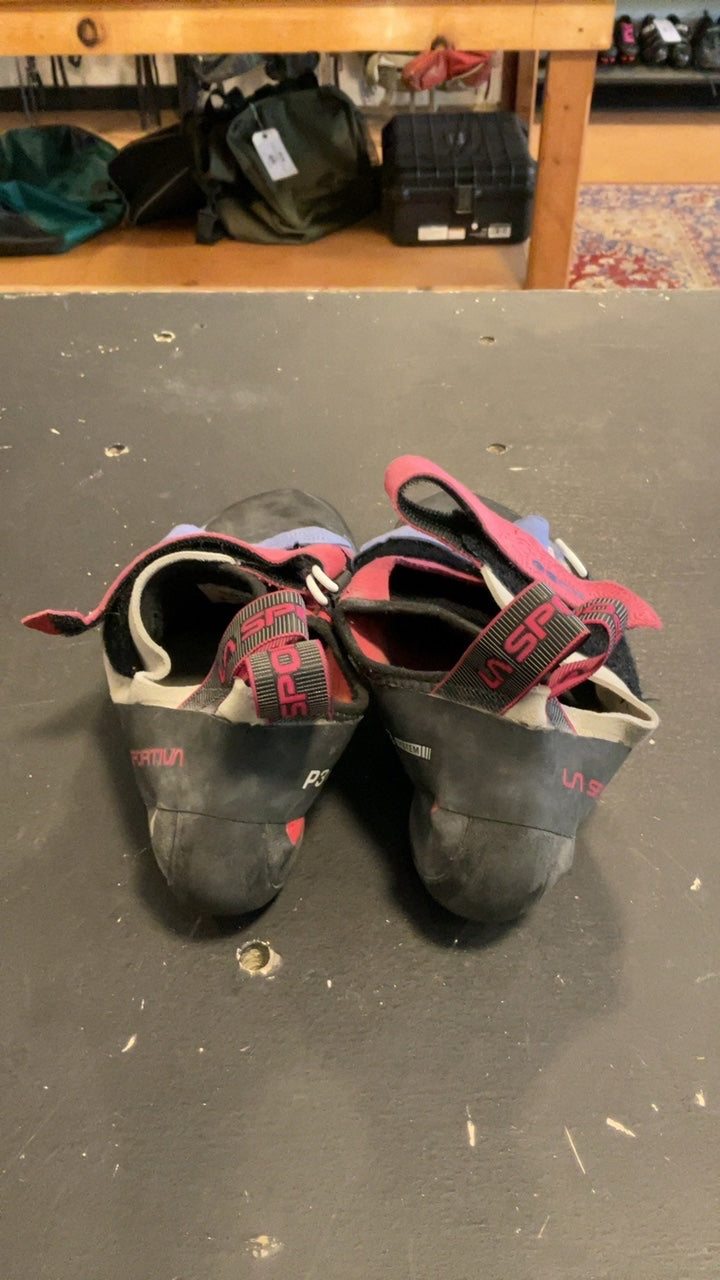 La Sportiva Shoes (Climbing) 38 1/2 Purple/Pink Kubo