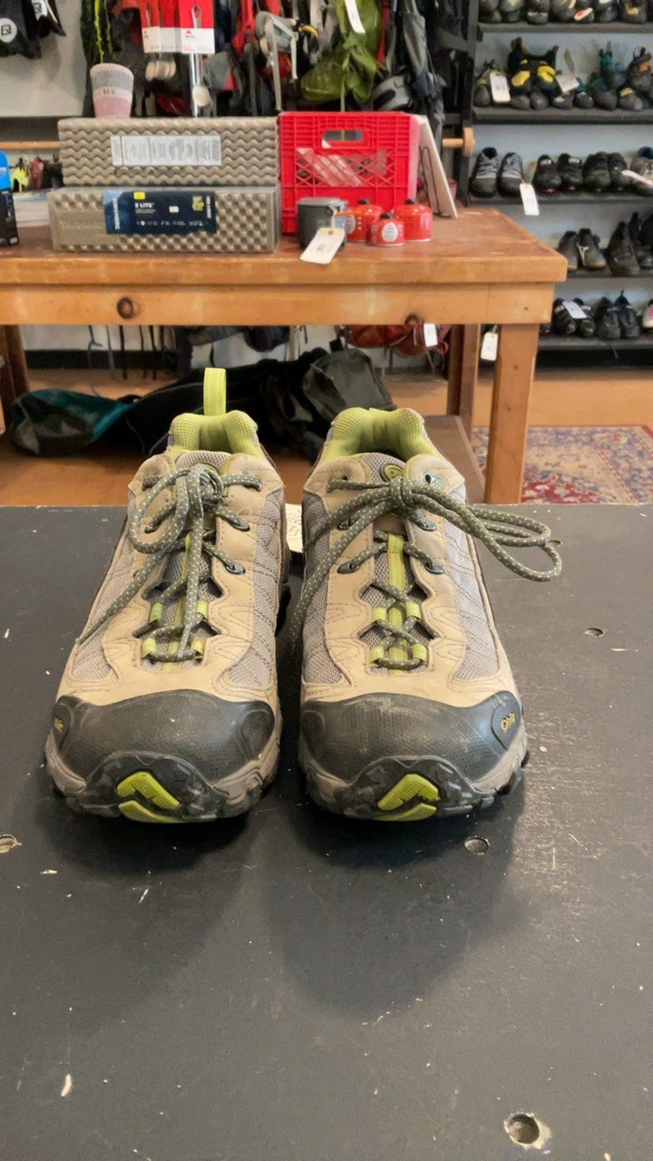 Oboz Shoes (Hiking Boots) 11 Green/Brown